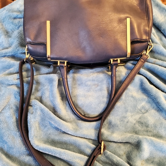 Navy blue multi pocket hand bag with detachable strap. - Picture 5 of 15